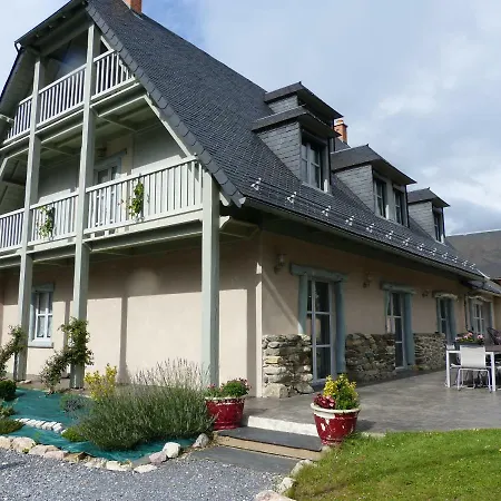 Les Ecuries De Lisa - De Groupe 16 Personnes Holiday home