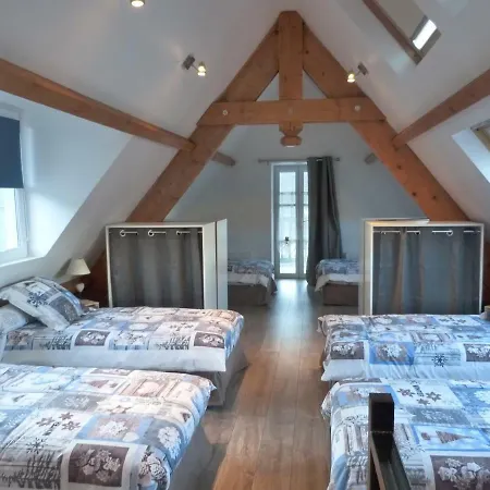 Les écuries De Lisa - De Groupe 16 Personnes Hébergement de vacances