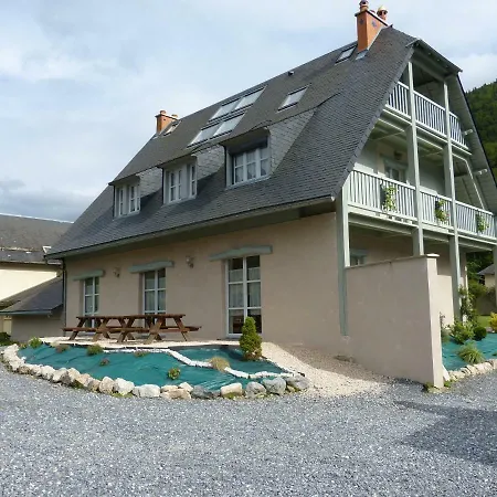 Les écuries De Lisa - De Groupe 16 Personnes Arreau