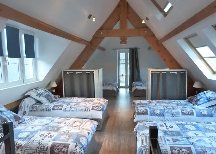 Les Ecuries De Lisa - De Groupe 16 Personnes Feriehus